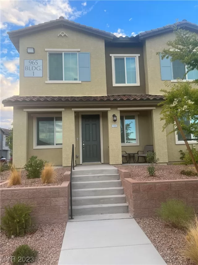 MLS: 2519967 Condo For Sale