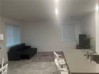 Photo #6: 2519967 Listing 