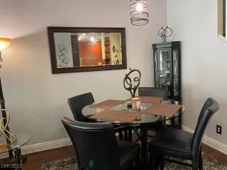 Photo #6: 2519969 Listing 