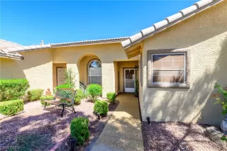 Photo #1: 2519977 Listing 