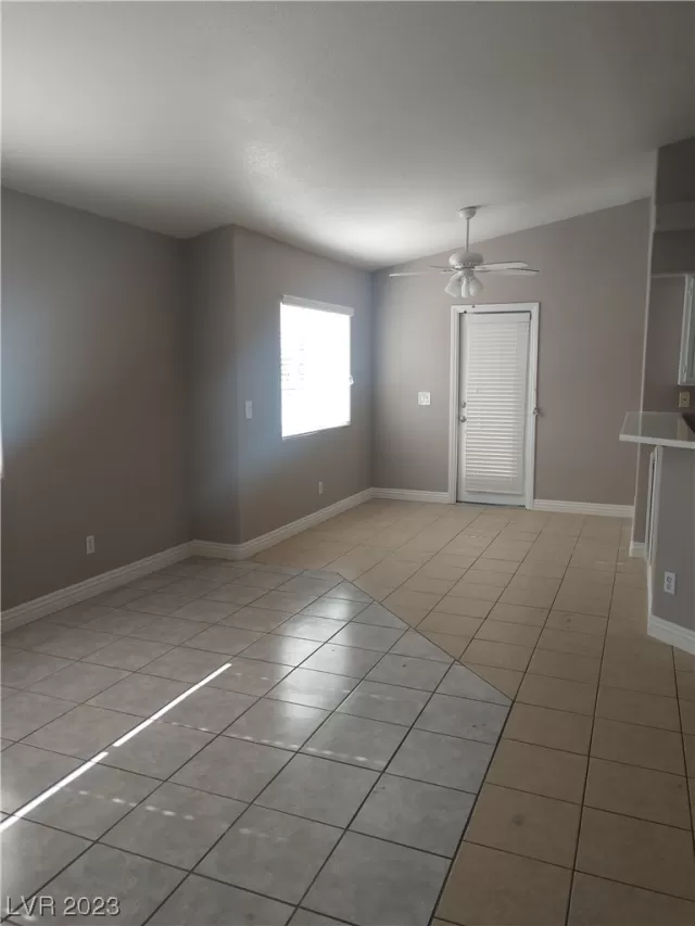 MLS: 2519993 Condo For Sale