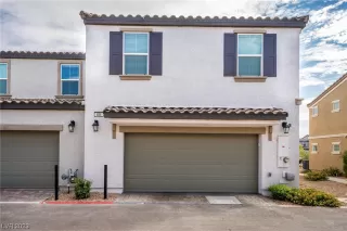 Photo #2: 2519998 Listing