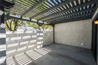 Photo #2: 2520004 Listing