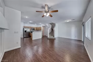 Photo #4: 2520025 Listing