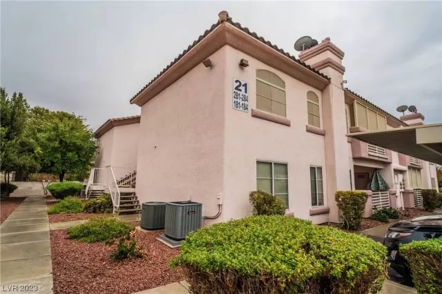 MLS: 2520034 Condo For Sale