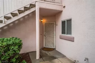 Photo #1: 2520034 Listing 