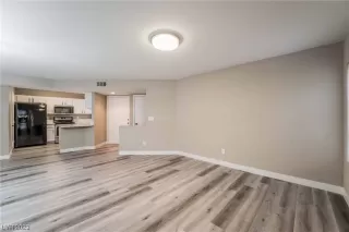 Photo #3: 2520034 Listing 