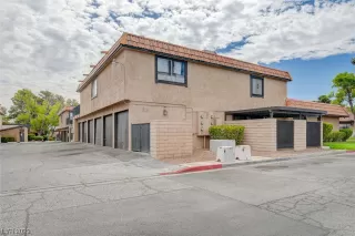 Photo #1: 2520128 Listing