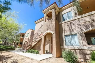 Photo #1: 2520130 Listing