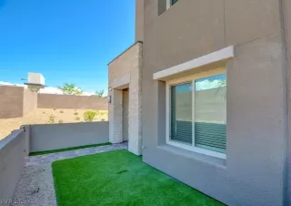 Photo #2: 2520139 Listing 