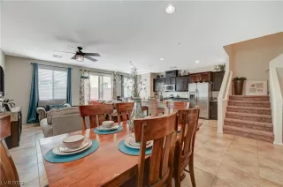 Photo #4: 2520180 Listing 