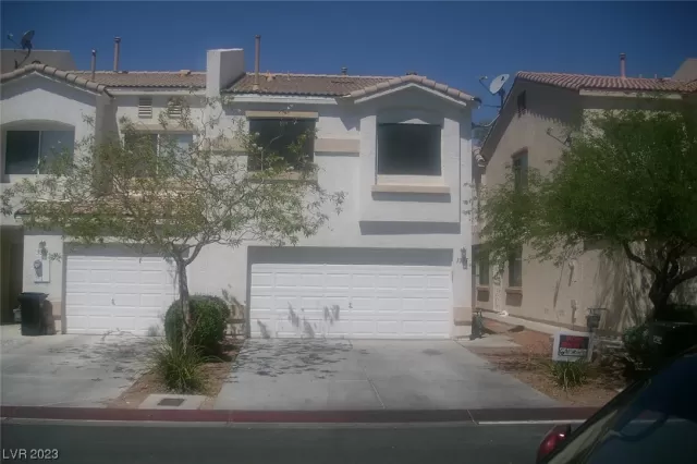 MLS: 2520188 Condo For Sale