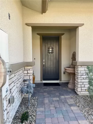 Photo #3: 2520207 Listing 