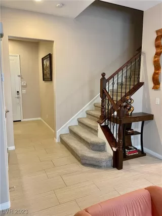 Photo #4: 2520207 Listing 