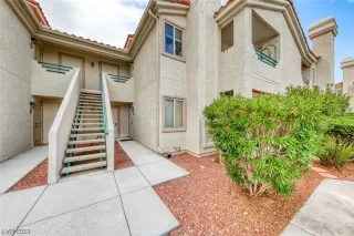 Photo #2: 2520210 Listing 