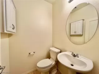 Photo #4: 2520232 Listing 