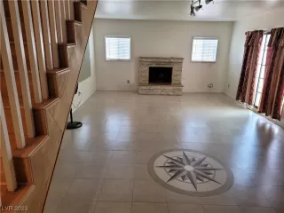 Photo #1: 2520277 Listing