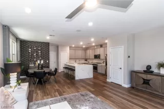 Photo #5: 2520278 Listing 