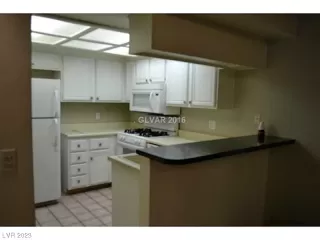 Photo #6: 2520311 Listing 