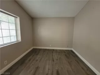 Photo #5: 2520325 Listing 