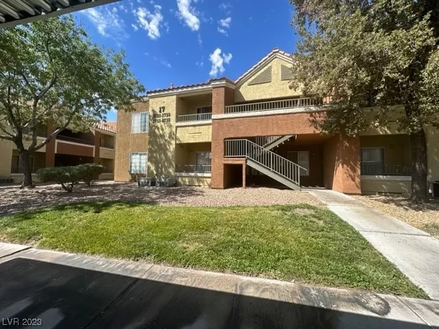 MLS: 2520326 Condo For Sale