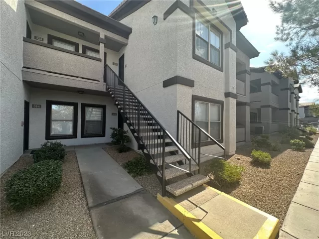 MLS: 2520336 Condo For Sale