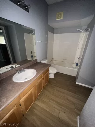 Photo #4: 2520336 Listing 