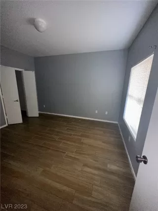 Photo #5: 2520336 Listing 