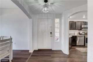 Photo #2: 2520341 Listing 