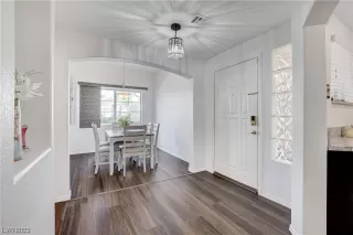 Photo #3: 2520341 Listing 