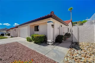 Photo #3: 2520362 Listing