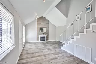 Photo #3: 2520383 Listing 