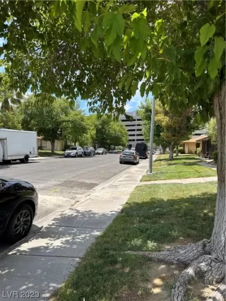 Photo #3: 2520401 Listing 