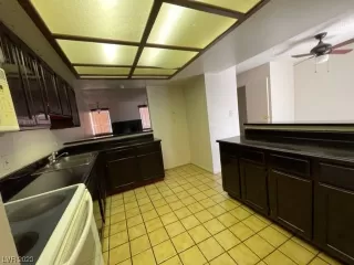 Photo #4: 2520411 Listing 