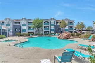 Photo #1: 2520436 Listing