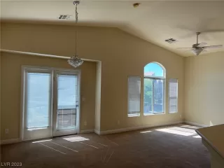 Photo #2: 2520453 Listing 