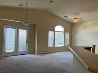 Photo #3: 2520453 Listing 