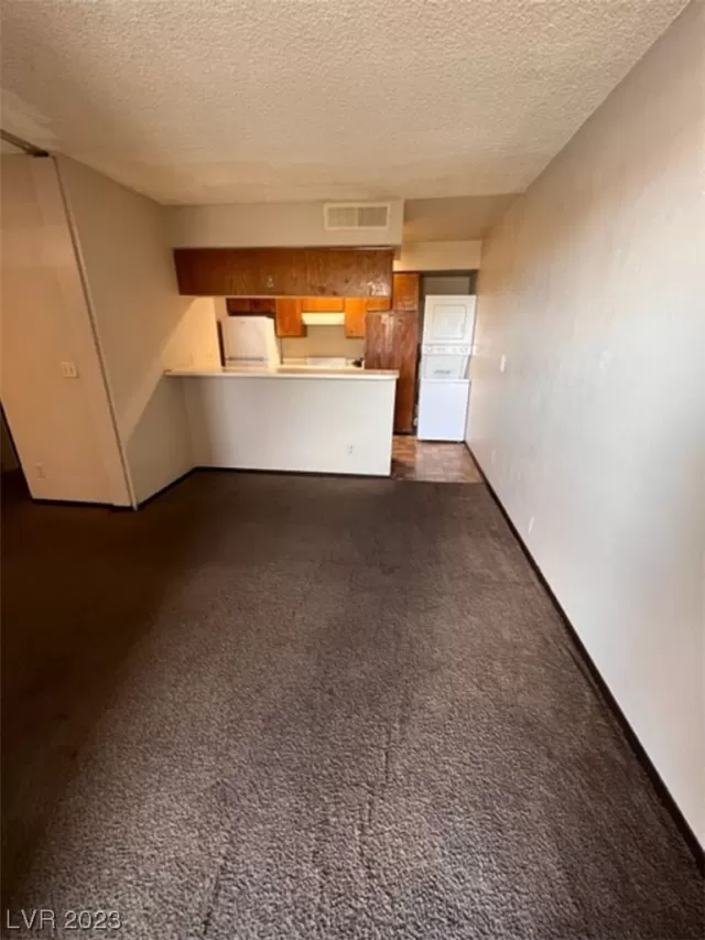 MLS: 2520464 Condo For Sale