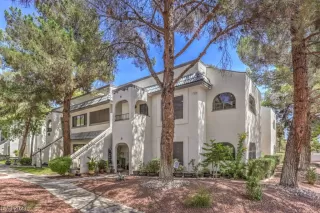 Photo #1: 2520493 Listing