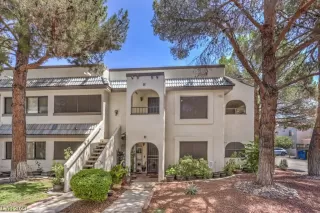 Photo #3: 2520493 Listing