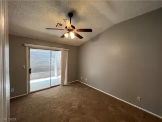 Photo #4: 2520501 Listing 