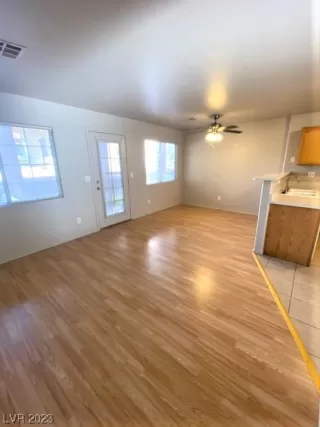 Photo #1: 2520533 Listing 