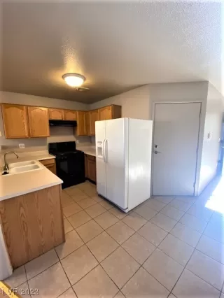 Photo #2: 2520533 Listing 