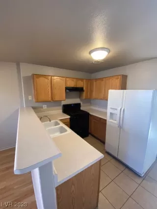 Photo #3: 2520533 Listing 