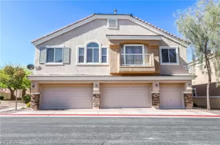 Photo #1: 2520618 Listing 