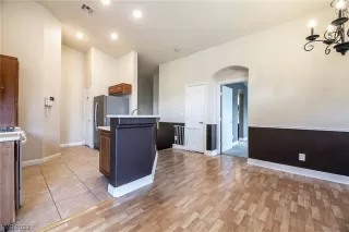 Photo #4: 2520618 Listing 