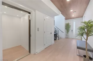 Photo #3: 2520619 Listing 