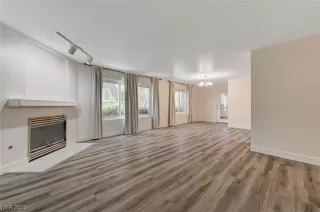 Photo #1: 2520639 Listing