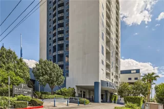 Photo #2: 2520651 Listing