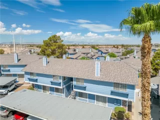 Photo #1: 2520666 Listing